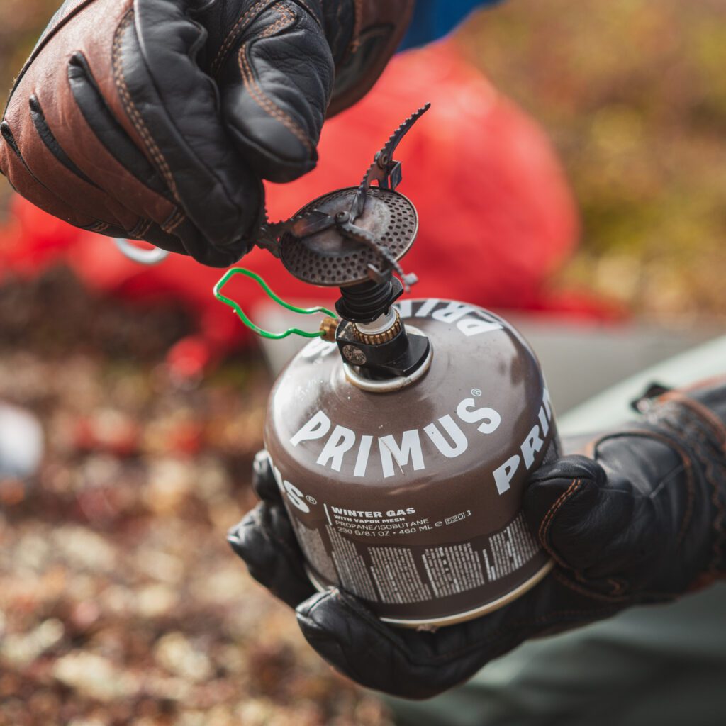 Optimus Crux Lite och vintergas från prius handskar från hestra