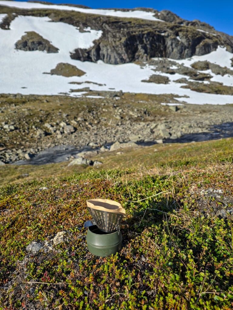 Drip coffee på fjällvandring