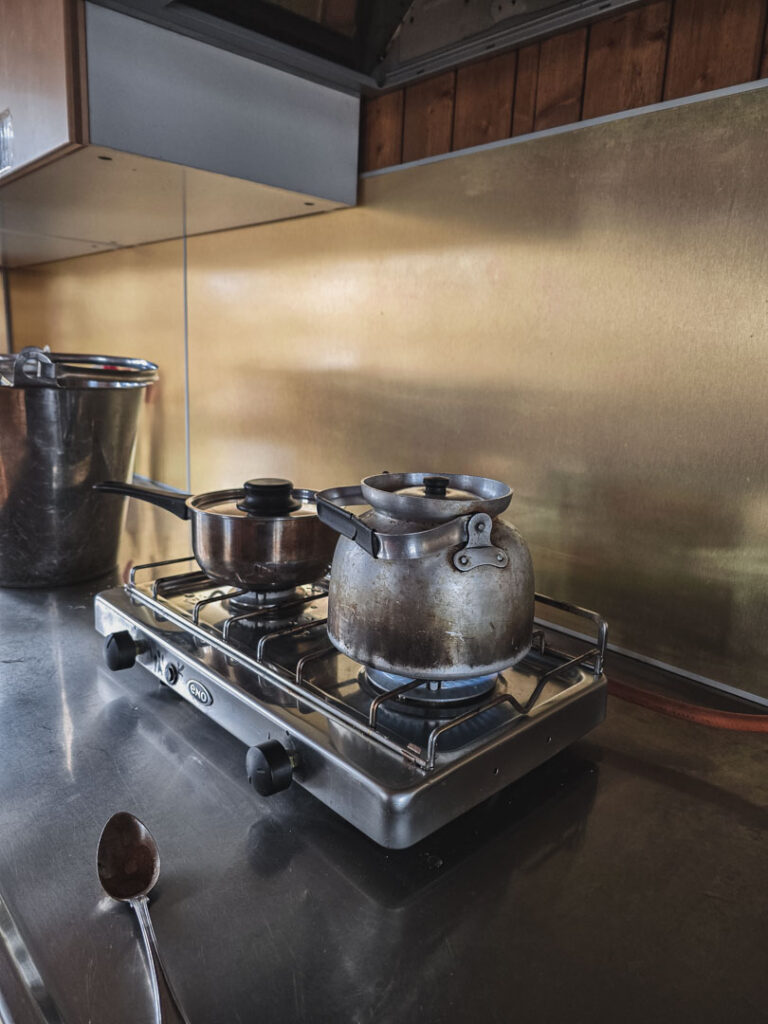 Nallo Fjällstuga gasolkök med kaffepanna