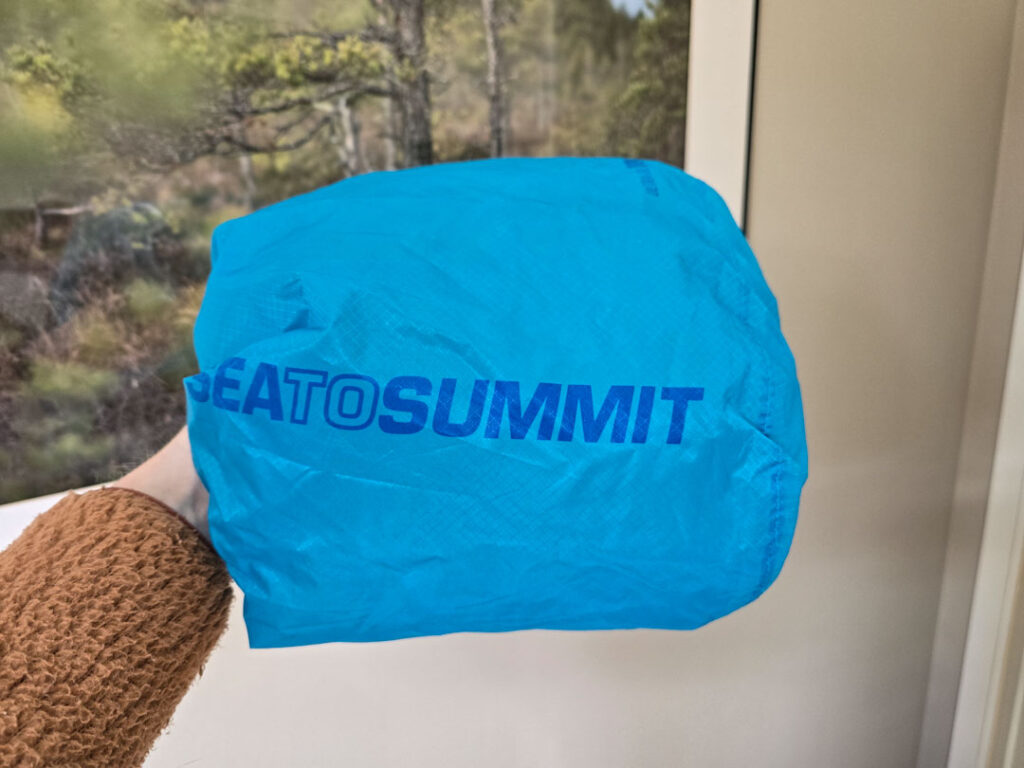 Dry bag från Sea To Summit för att packa utrustning på fjällvandring
