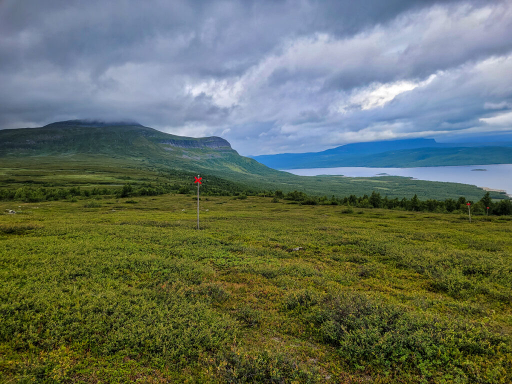 Vandring från Jäckvik till Vuonatjviken