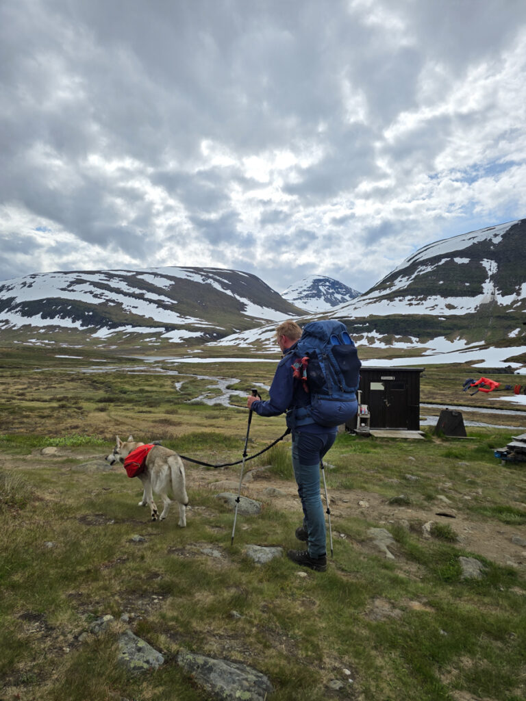Vandring med hund till Sälka